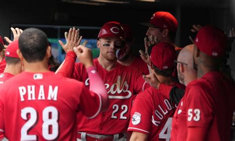 sportsbook wire mlb predictions|Milwaukee Brewers at Cincinnati Reds odds, picks and predictions.